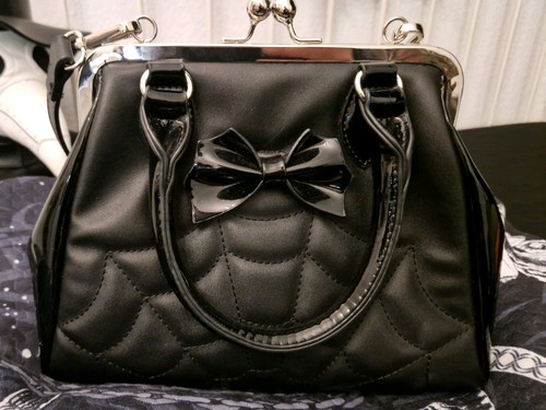 Banned alternative handtasche - alternative,